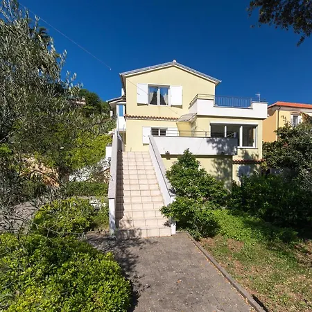 Apartment Portapisana Just 50M From The Beach Krk Town Exterior photo