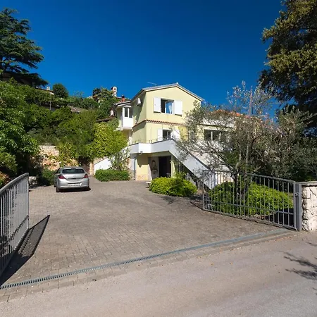 Apartment Portapisana Just 50M From The Beach Krk Town Exterior photo