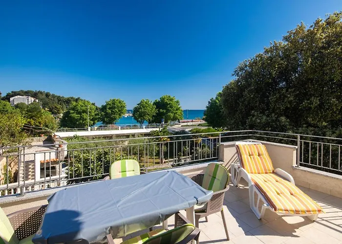 Apartment Portapisana Just 50M From The Beach