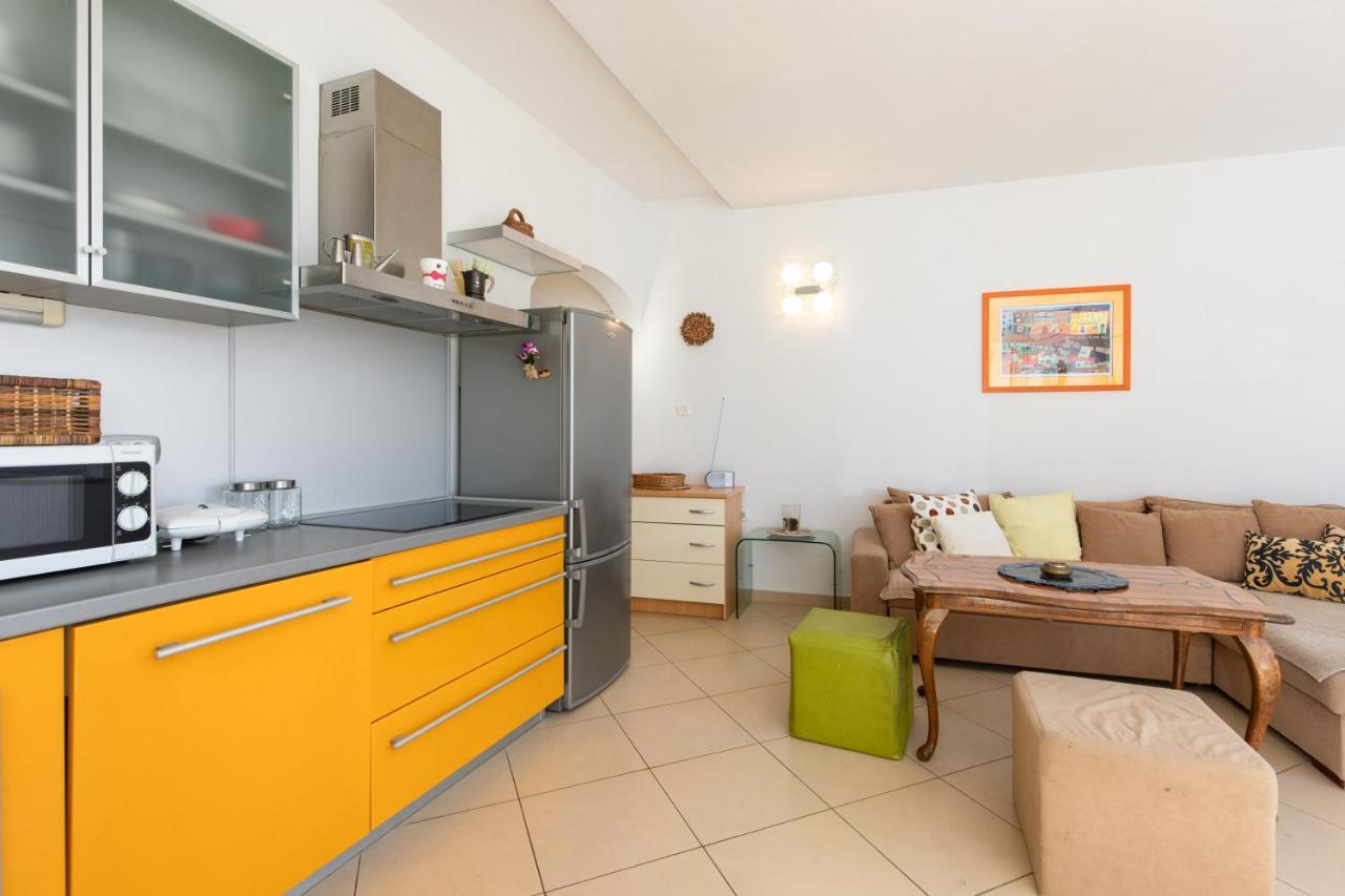 Portapisana Just 50m From The