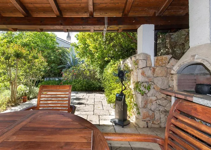 Apartment Portapisana Just 50M From The Beach